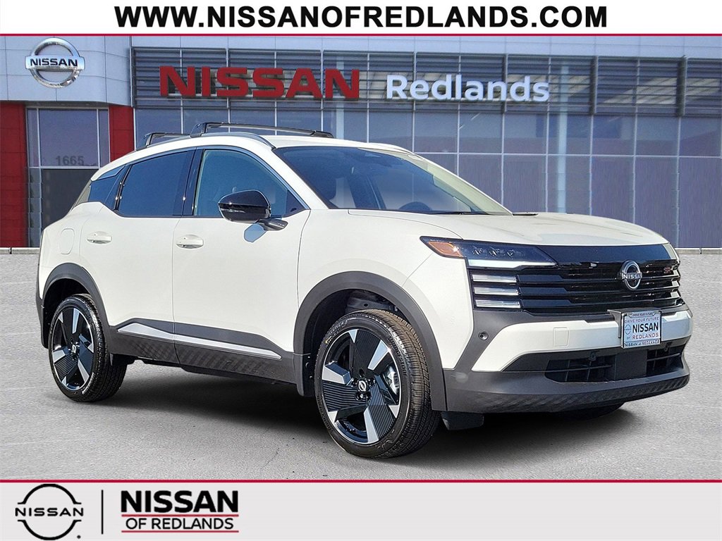 New 2026 Nissan Kicks SR w/ Cold Weather Package image 1