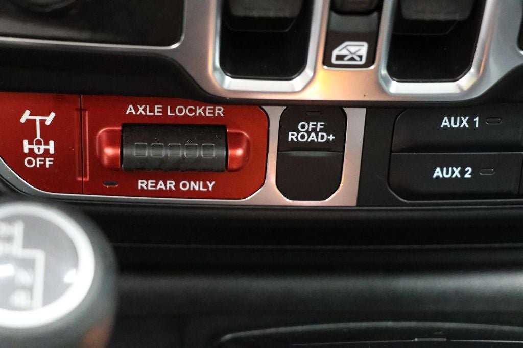Used 2025 Jeep Wrangler Unlimited Sport AWD/4WD image 26