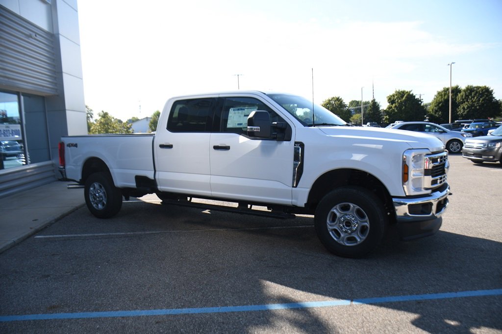 New 2026 Ford F350 XLT image 8
