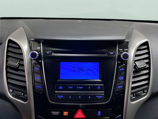 Used 2017 Hyundai Elantra GT FWD image 21