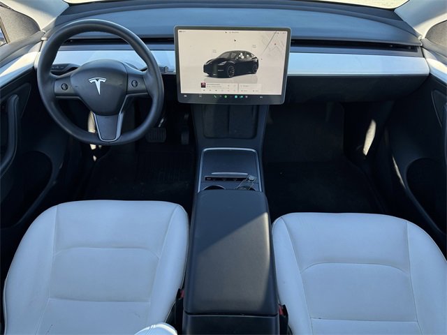 Used 2023 Tesla Model Y Long Range image 10