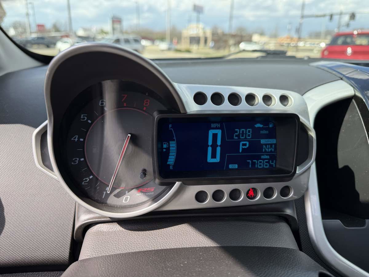 Used 2015 Chevrolet Sonic RS FWD image 23