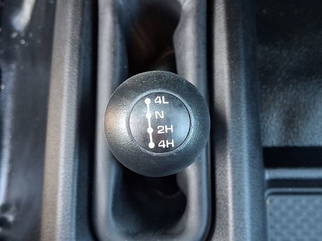 Used 2024 RAM 2500 Tradesman w/ Chrome Appearance Group image 24