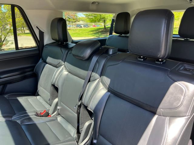 Used 2025 Ford Expedition Max Platinum AWD/4WD image 24
