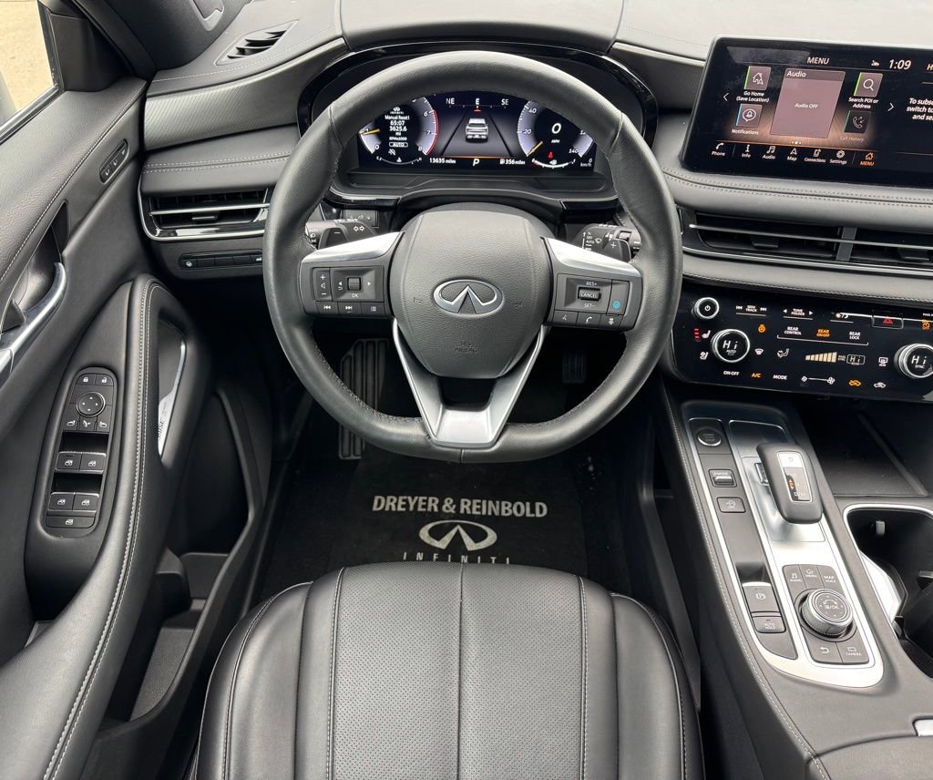 Used 2025 INFINITI QX60 Luxe w/ Black Edition image 18