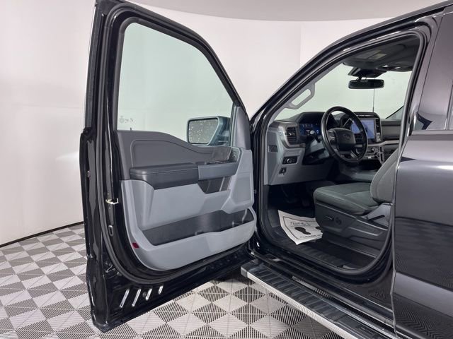 Used 2024 Ford F150 XLT w/ Mobile Office Package image 17