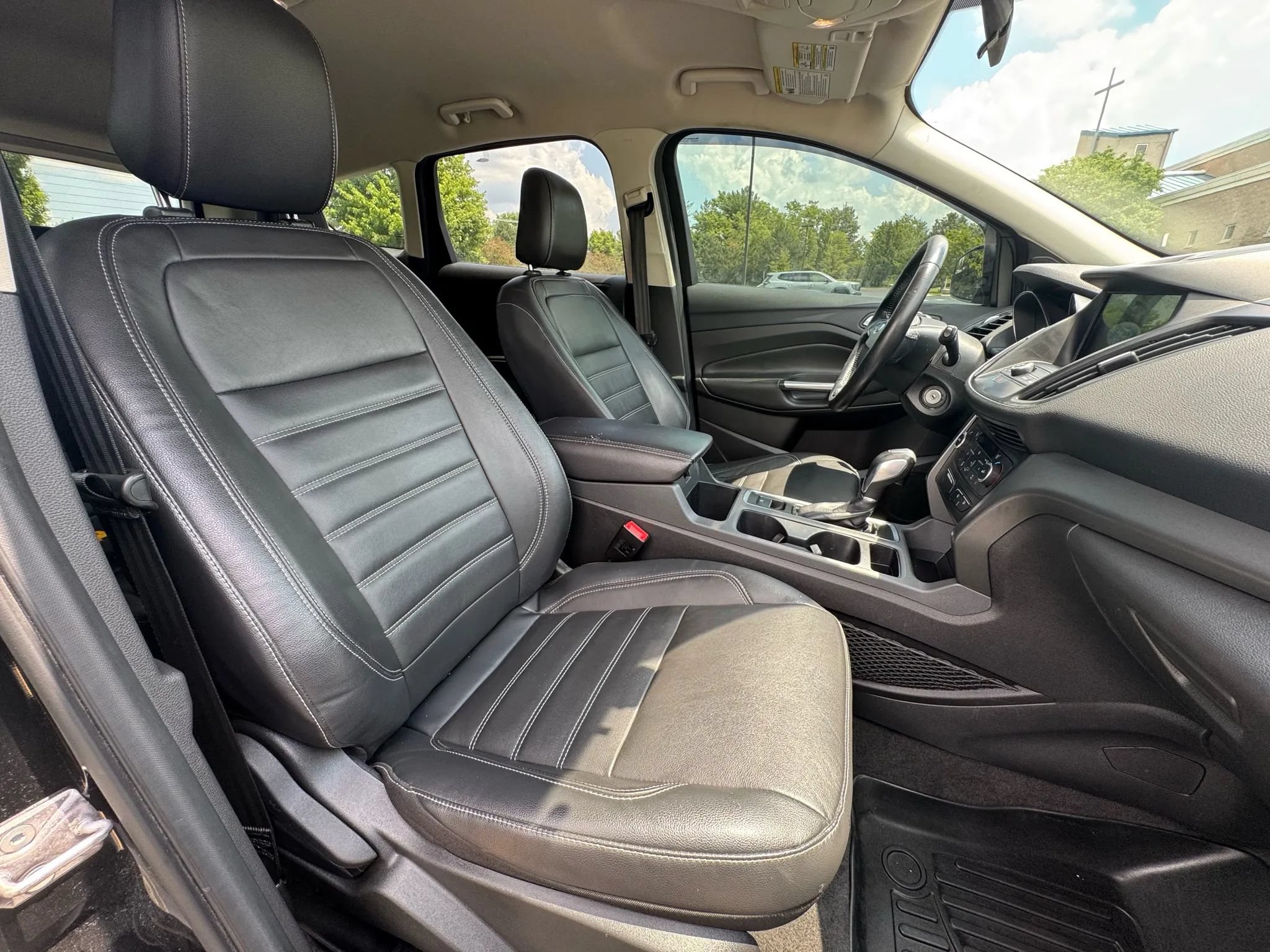 Used 2018 Ford Escape SEL AWD/4WD image 14