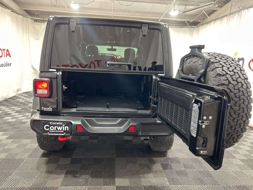 Used 2023 Jeep Wrangler Unlimited Rubicon w/ Cold Weather Group image 16