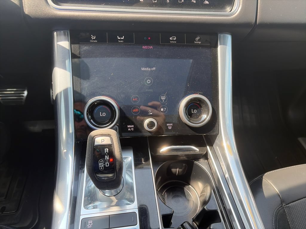 Used 2020 Land Rover Range Rover Sport HST AWD/4WD image 16