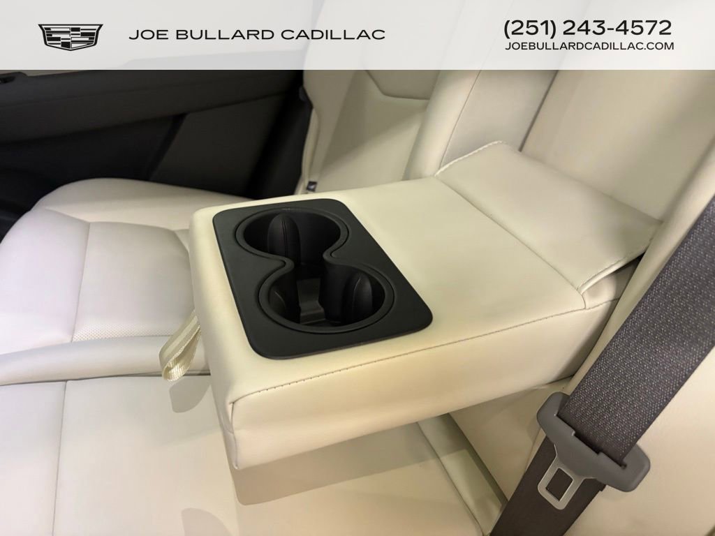 New 2025 Cadillac XT5 Premium Luxury w/ LPO, Floor Liner Package image 19