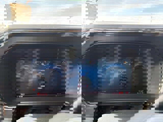 New 2024 Ford F250 Lariat w/ Lariat Ultimate Package image 28