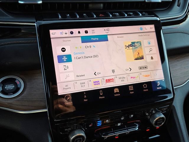 Certified 2022 Jeep Grand Cherokee Summit w/ Luxury Tech Group V image 29