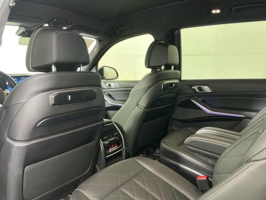 Certified 2023 BMW X7 xDrive40i w/ M Sport Package AWD/4WD image 26