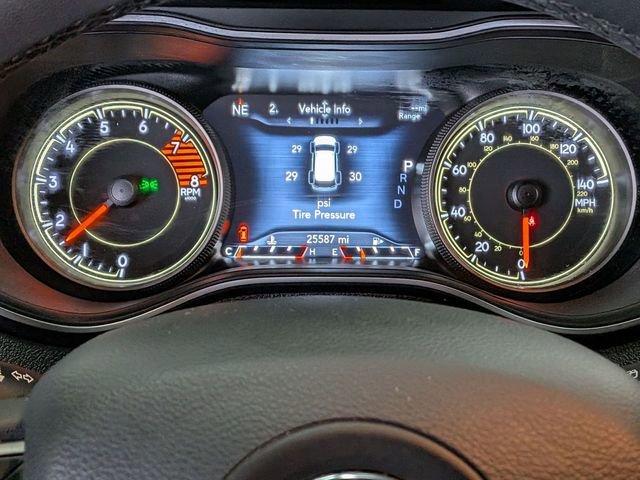 Certified 2022 Jeep Cherokee Latitude Lux image 16