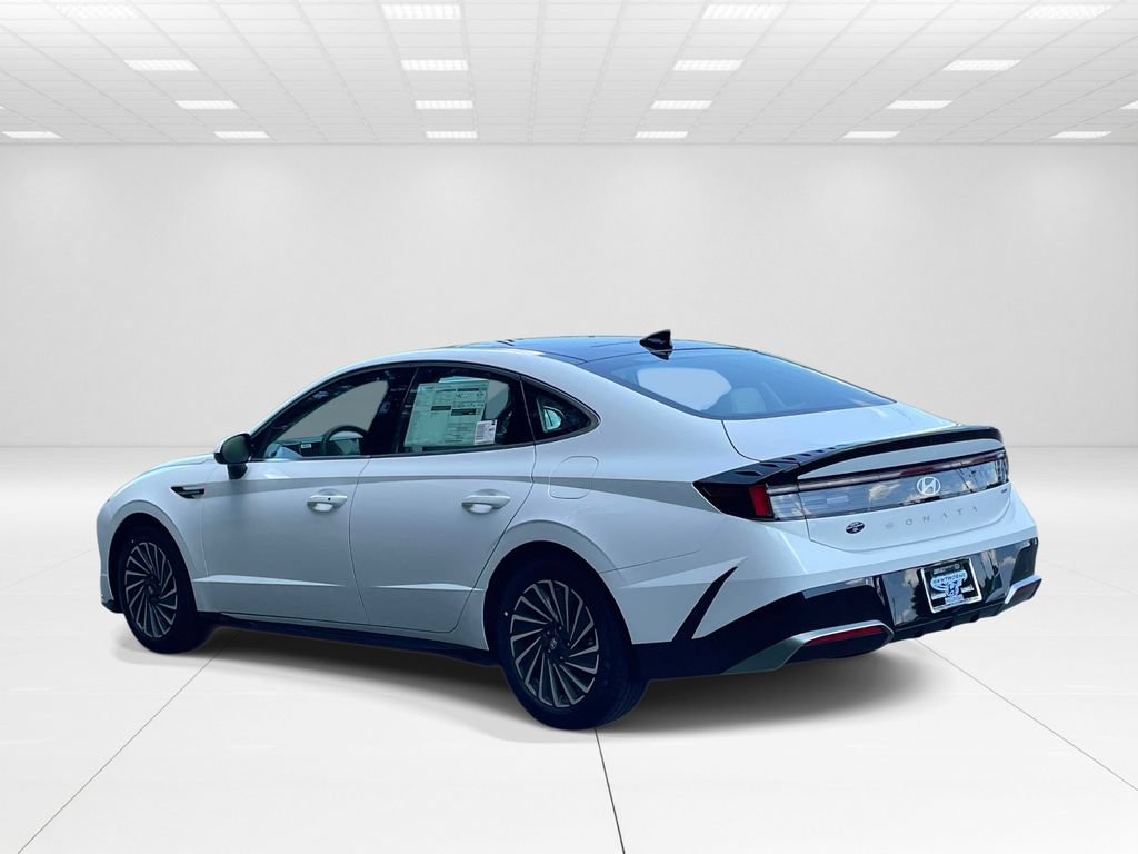 New 2026 Hyundai Sonata SEL FWD image 4