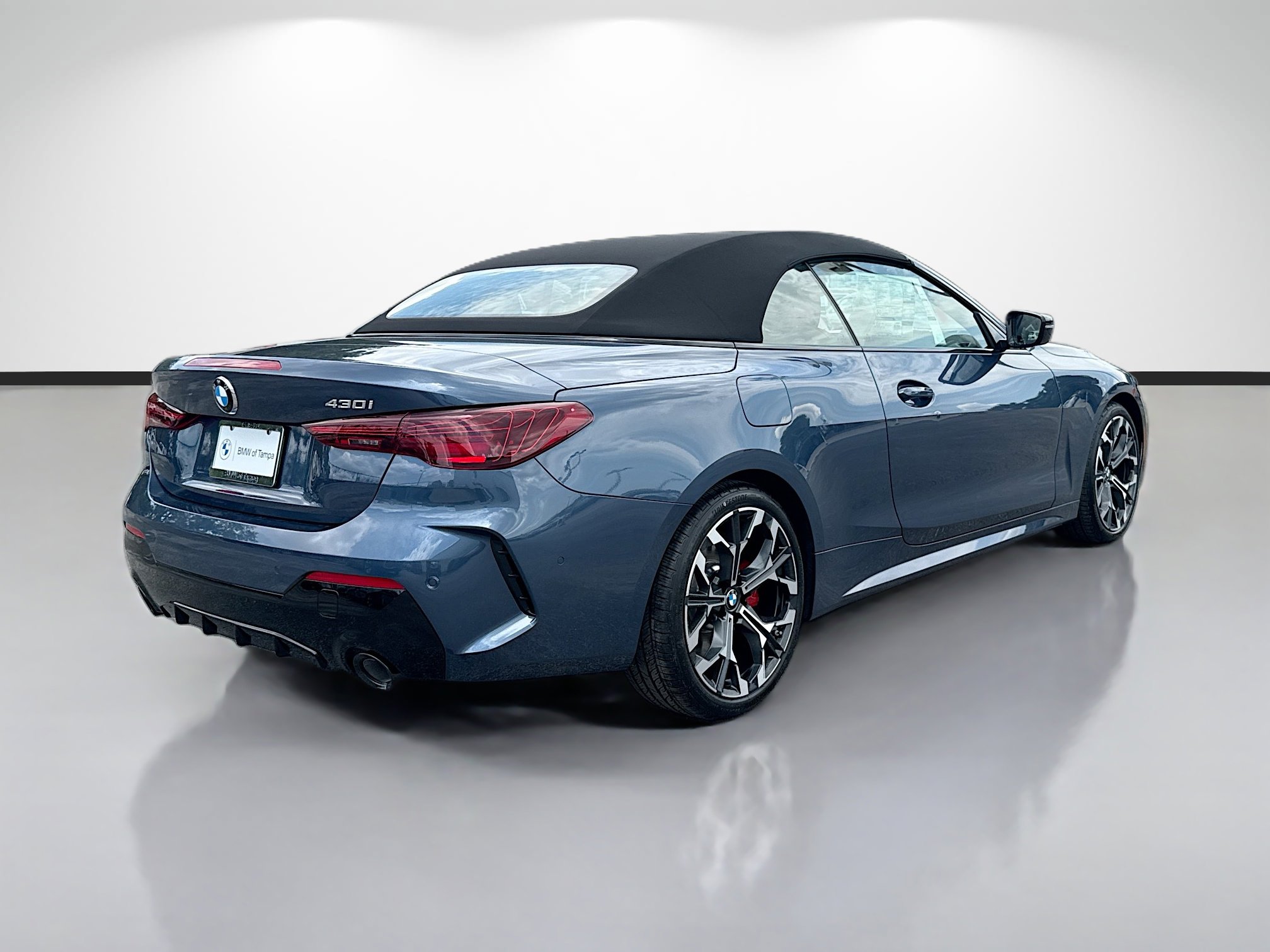 New 2027 BMW 430i Convertible w/ M Sport Package RWD image 3