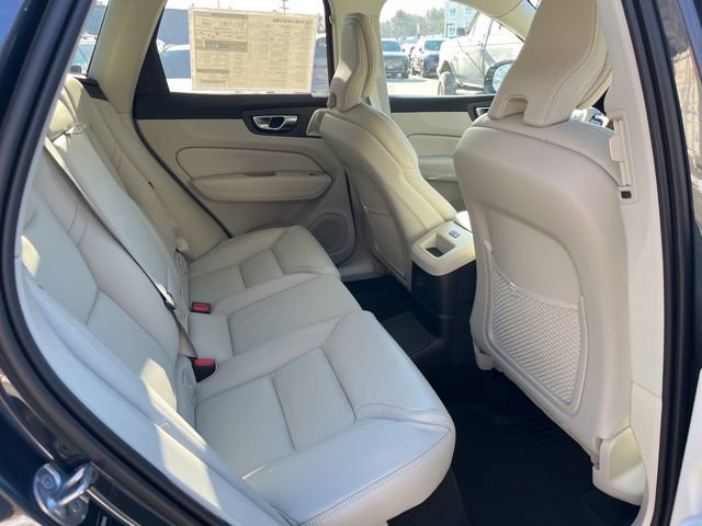 New 2026 Volvo XC60 T8 Ultra w/ Protection Package Premier image 16