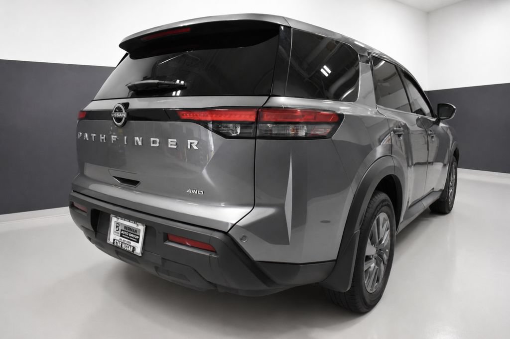 Certified 2024 Nissan Pathfinder S AWD/4WD image 8