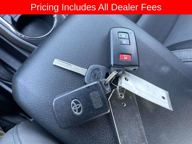Used 2017 Toyota Tacoma TRD Sport w/ Tow Package (A/T) AWD/4WD image 36