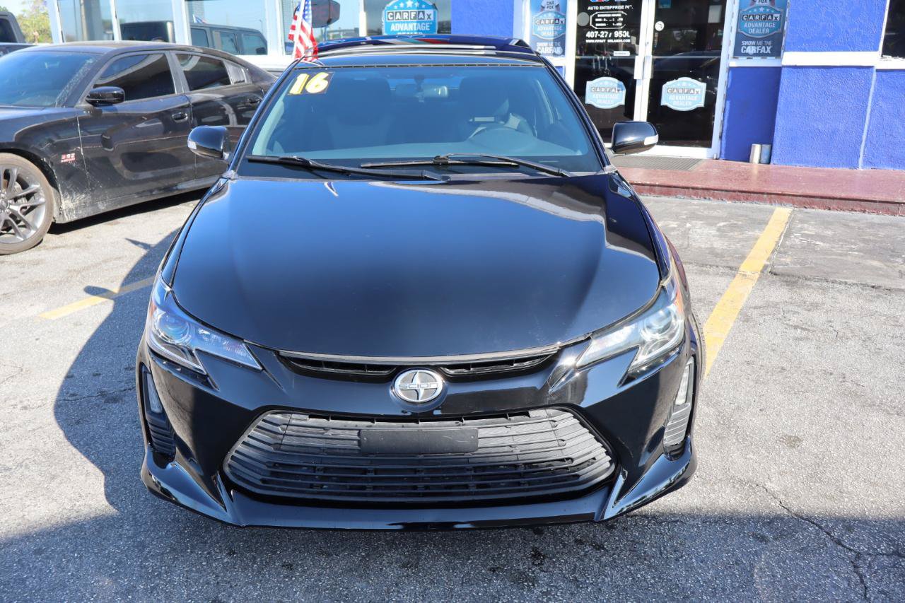 Used 2016 Scion tC FWD image 8