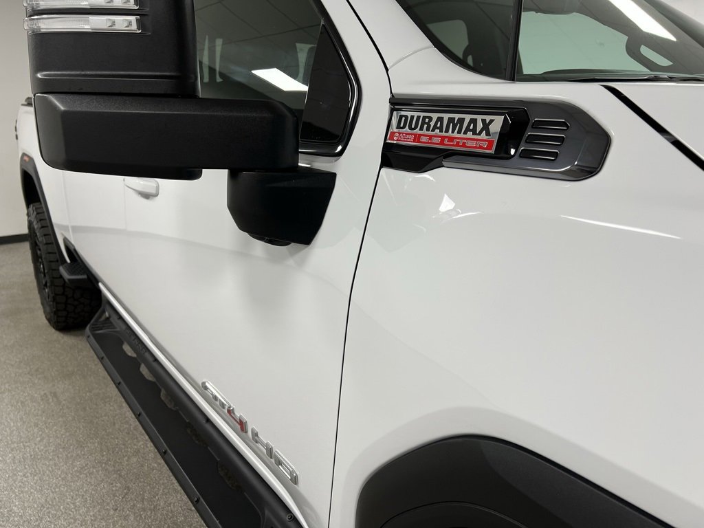 Used 2024 GMC Sierra 2500 AT4 w/ Technology Package image 16