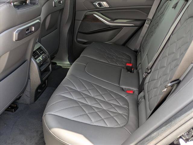 New 2026 BMW X5 xDrive40i w/ M Sport Package AWD/4WD image 17