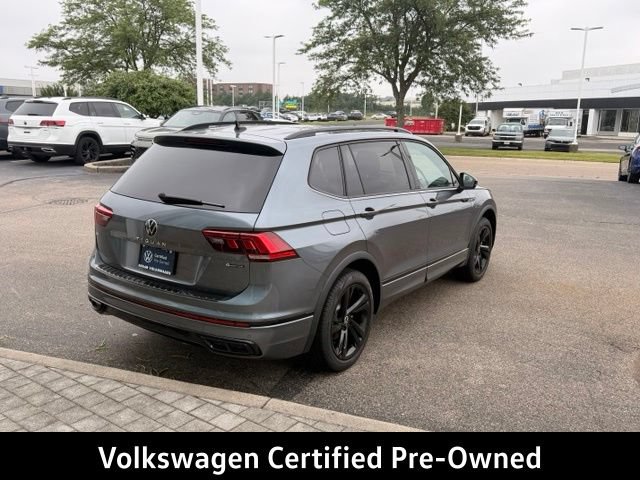 Certified 2024 Volkswagen Tiguan SE R-Line AWD/4WD image 2