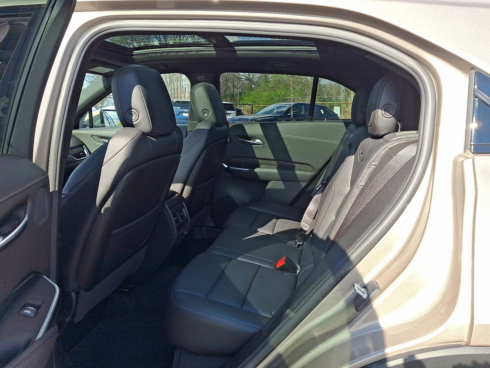 Certified 2023 Cadillac XT4 Sport w/ Cold Weather Package image 23