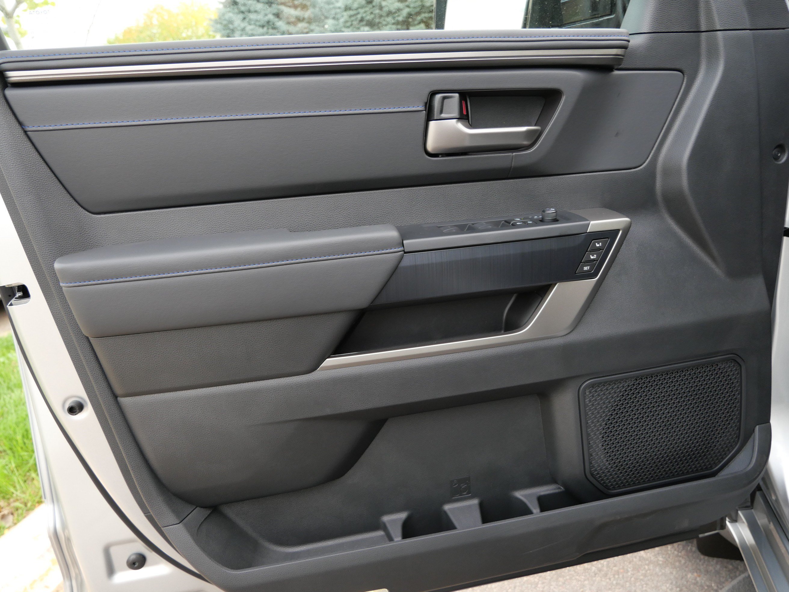 New 2026 Toyota Sequoia Platinum AWD/4WD image 6