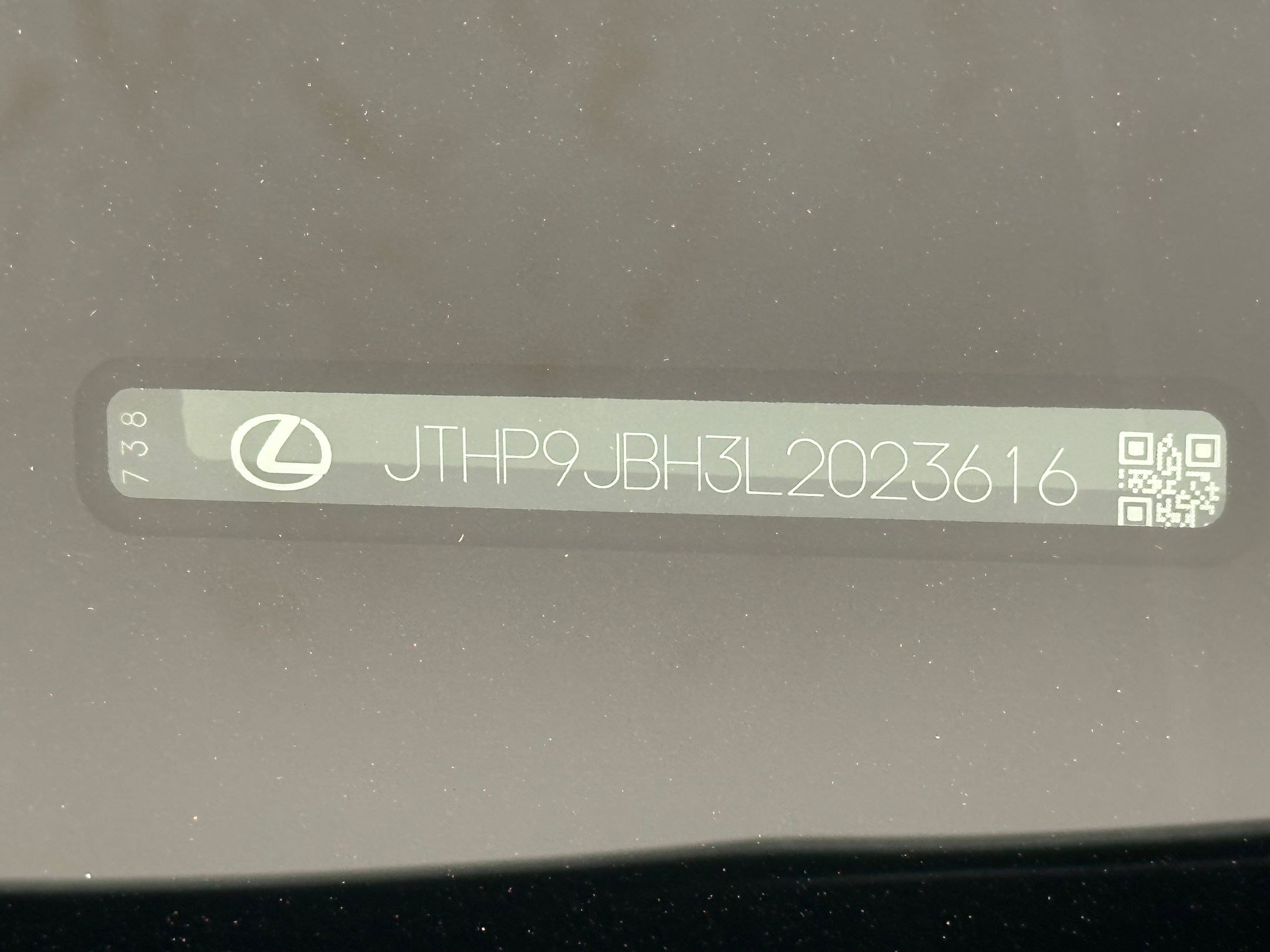 Used 2020 Lexus UX 250h w/ Premium Package image 21