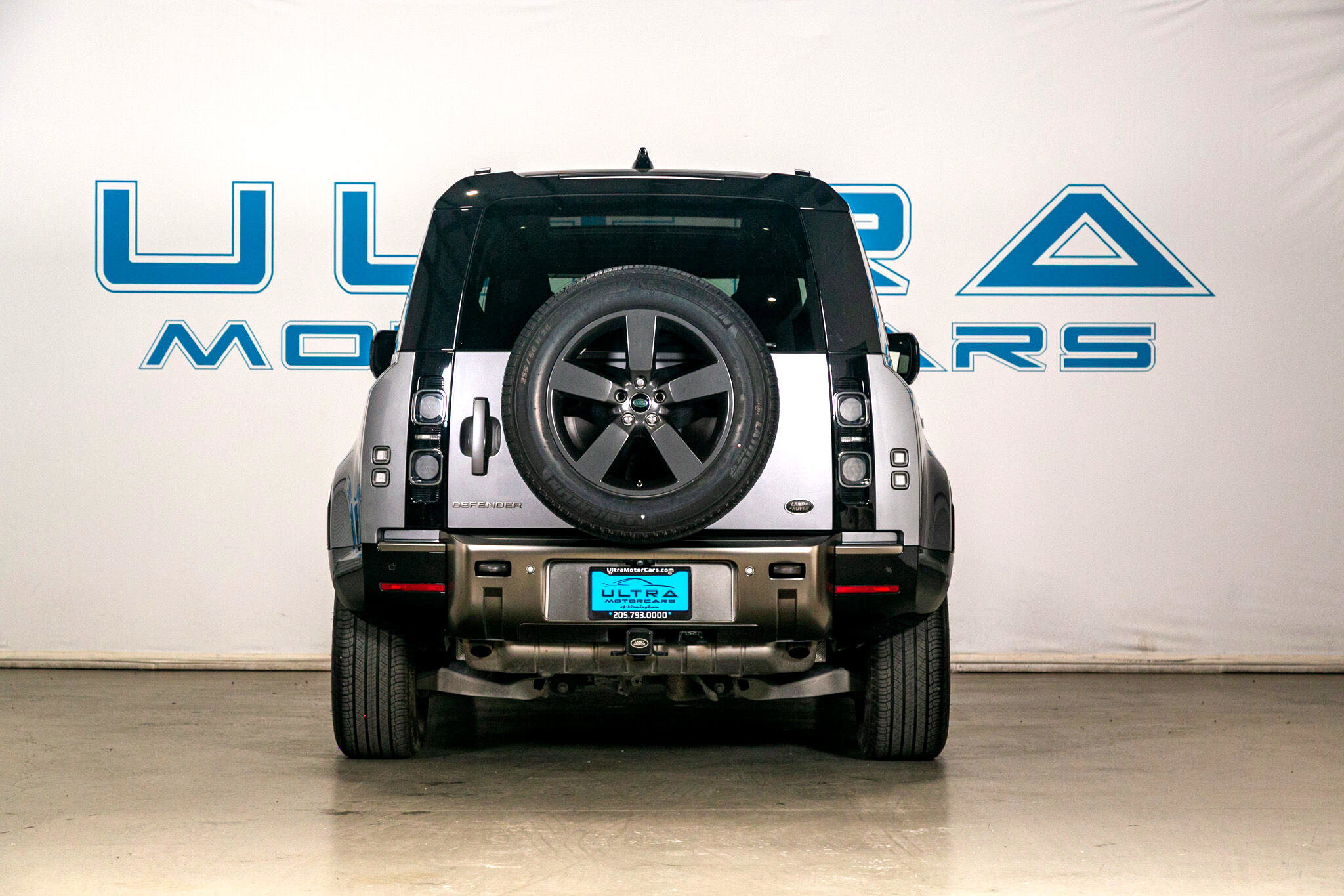 Used 2020 Land Rover Defender 110 X image 9