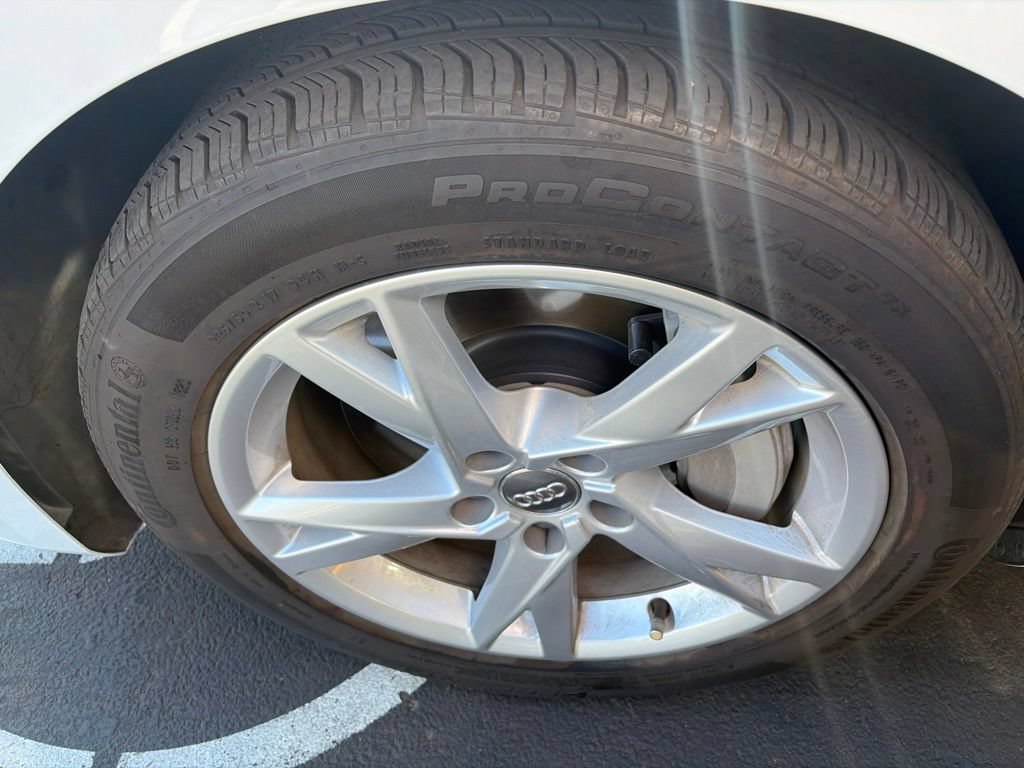 Used 2018 Audi A4 2.0T Premium AWD/4WD image 11