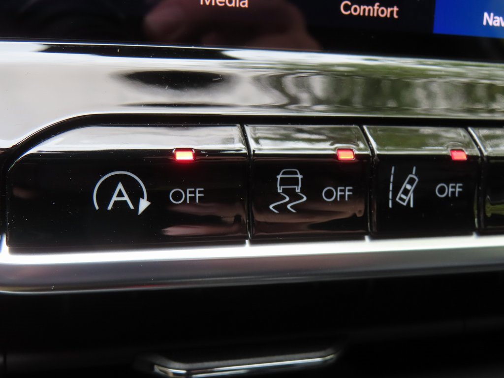 New 2026 Jeep Compass Limited w/ Sun, Sound & Navigation Group image 10