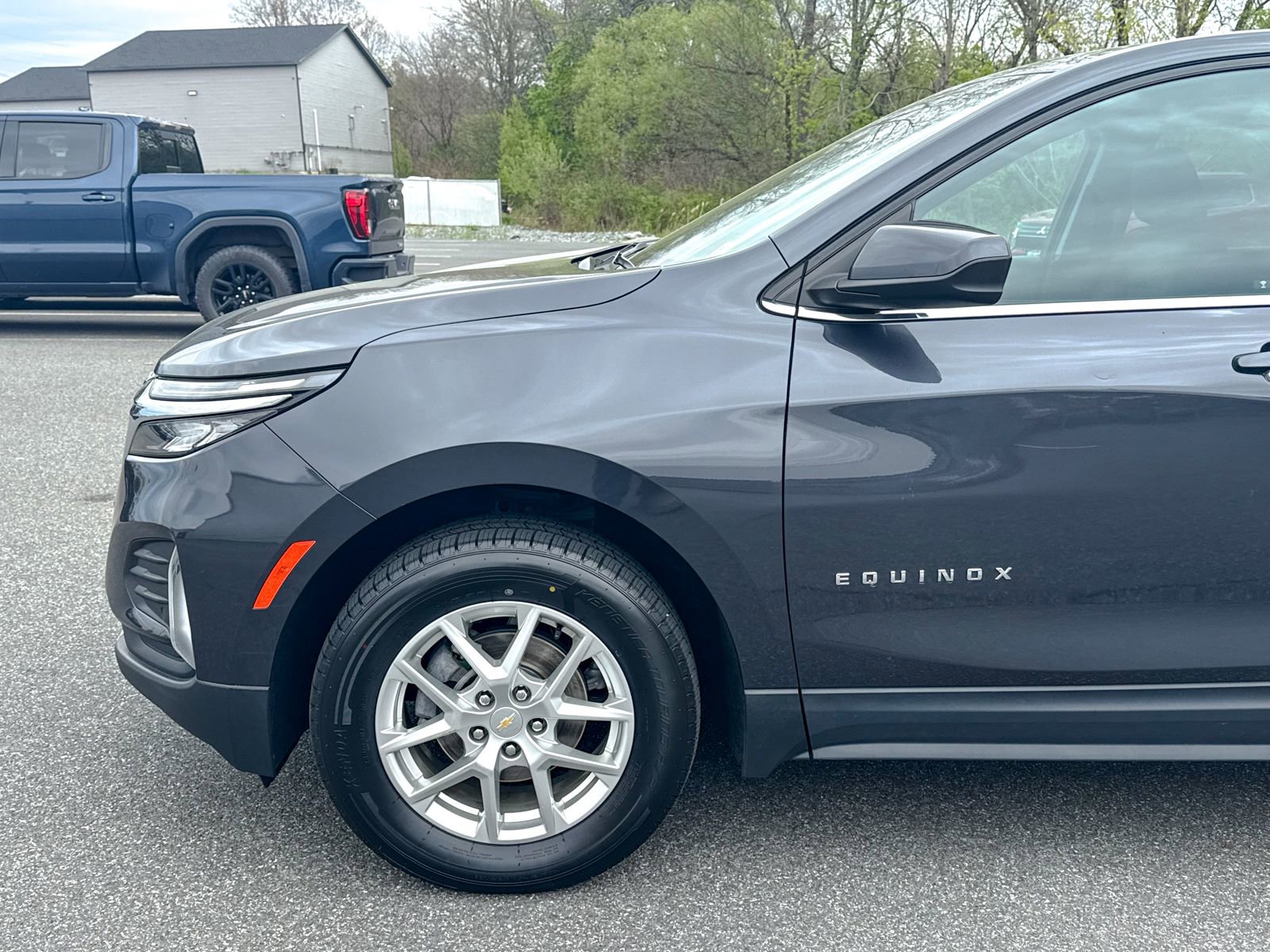 Used 2022 Chevrolet Equinox LT AWD/4WD image 9