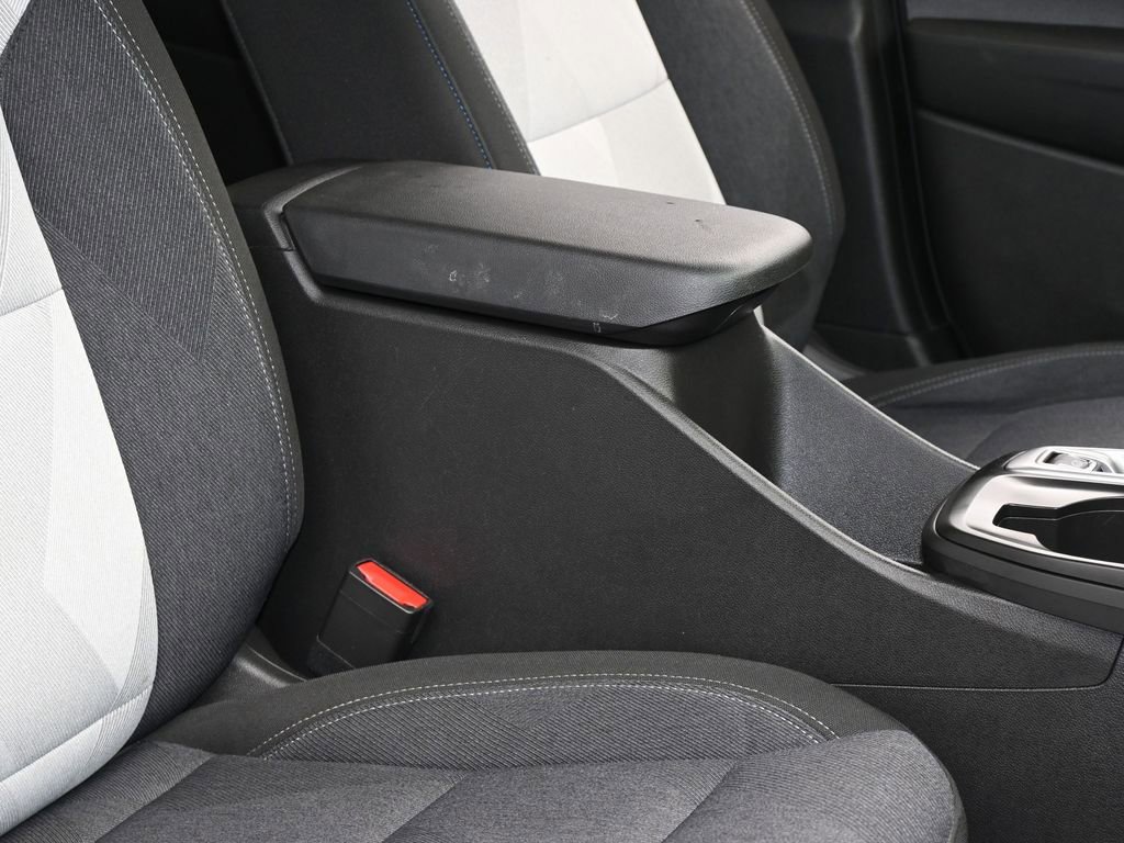 Used 2024 Chevrolet Trax LS w/ LS Convenience Package image 38