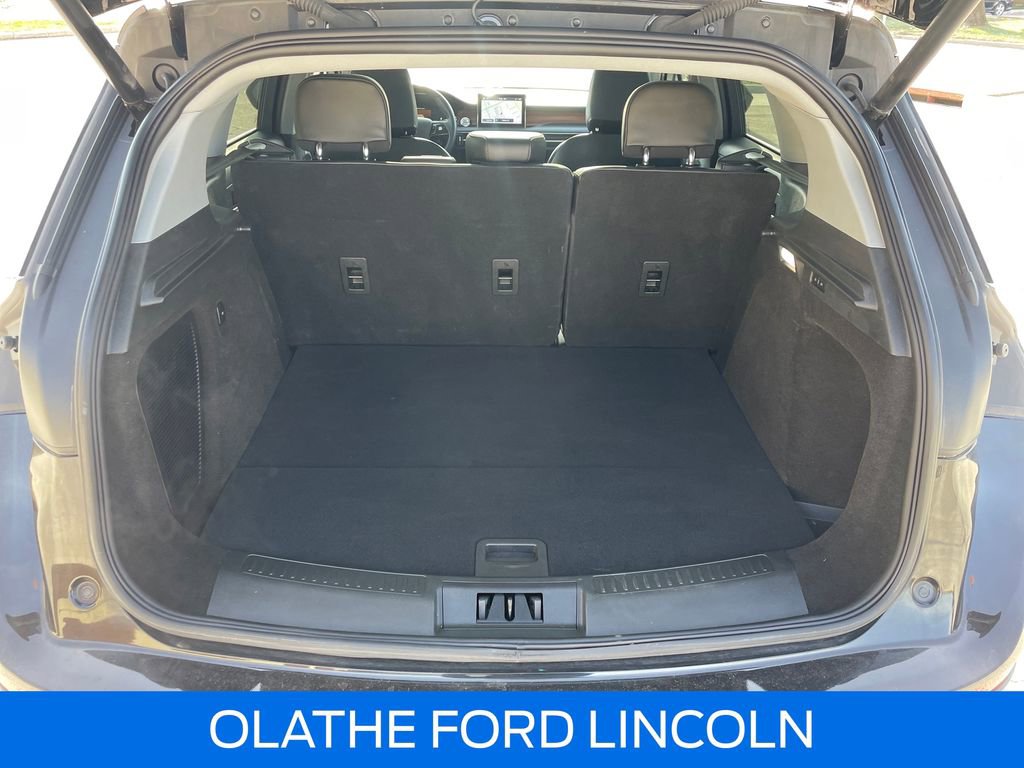 Certified 2022 Lincoln Corsair Reserve w/ Equipment Group 201A image 28