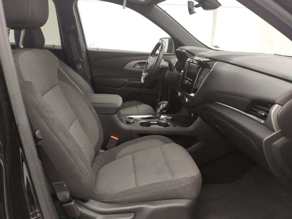 Used 2022 Chevrolet Traverse LT image 21