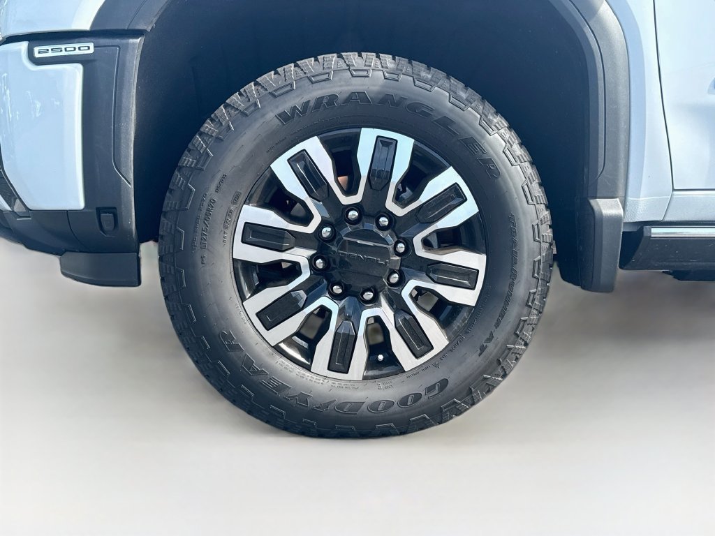Certified 2026 GMC Sierra 2500 Denali Ultimate w/ Max Trailering Package AWD/4WD image 36