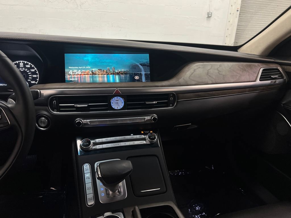 Used 2021 Genesis G90 3.3T Premium RWD image 19