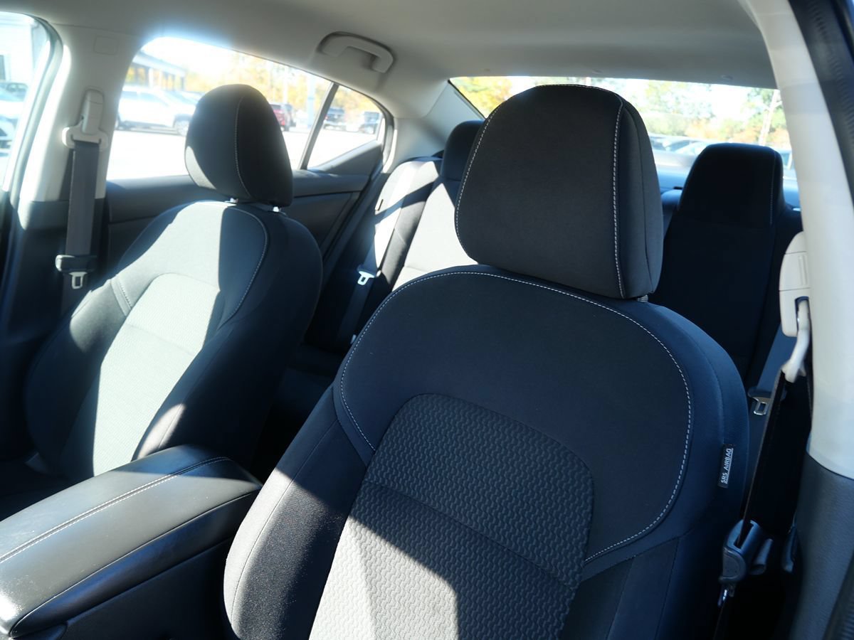 Used 2020 Nissan Sentra S FWD image 11