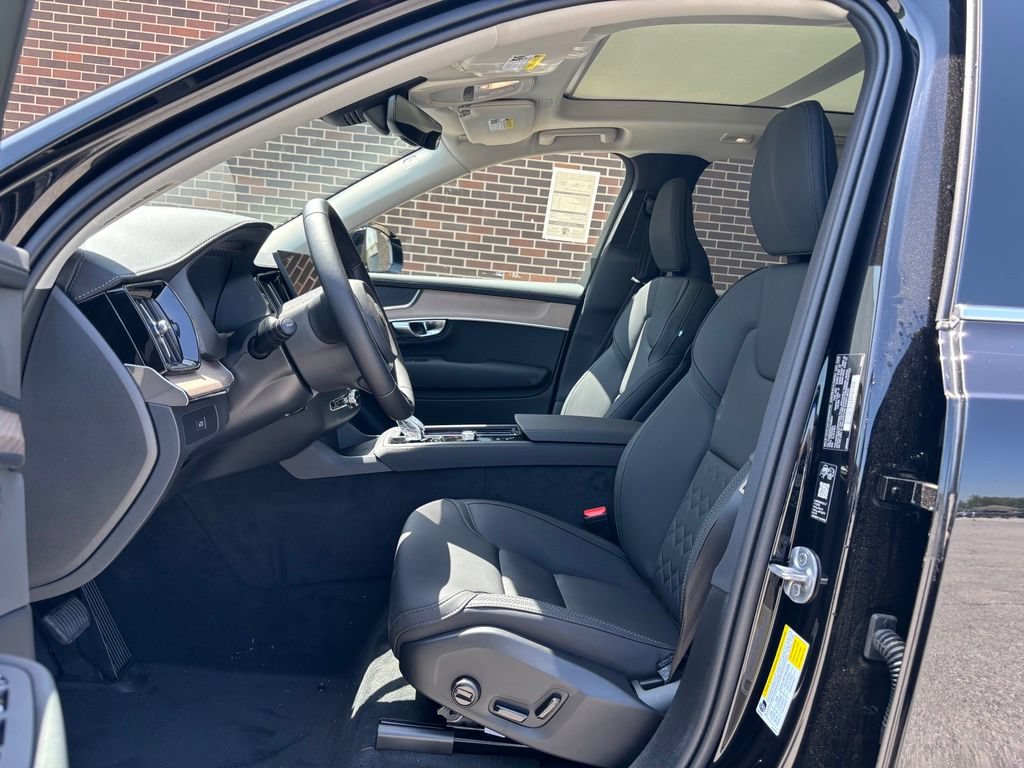 New 2026 Volvo XC90 B6 Plus AWD/4WD image 15