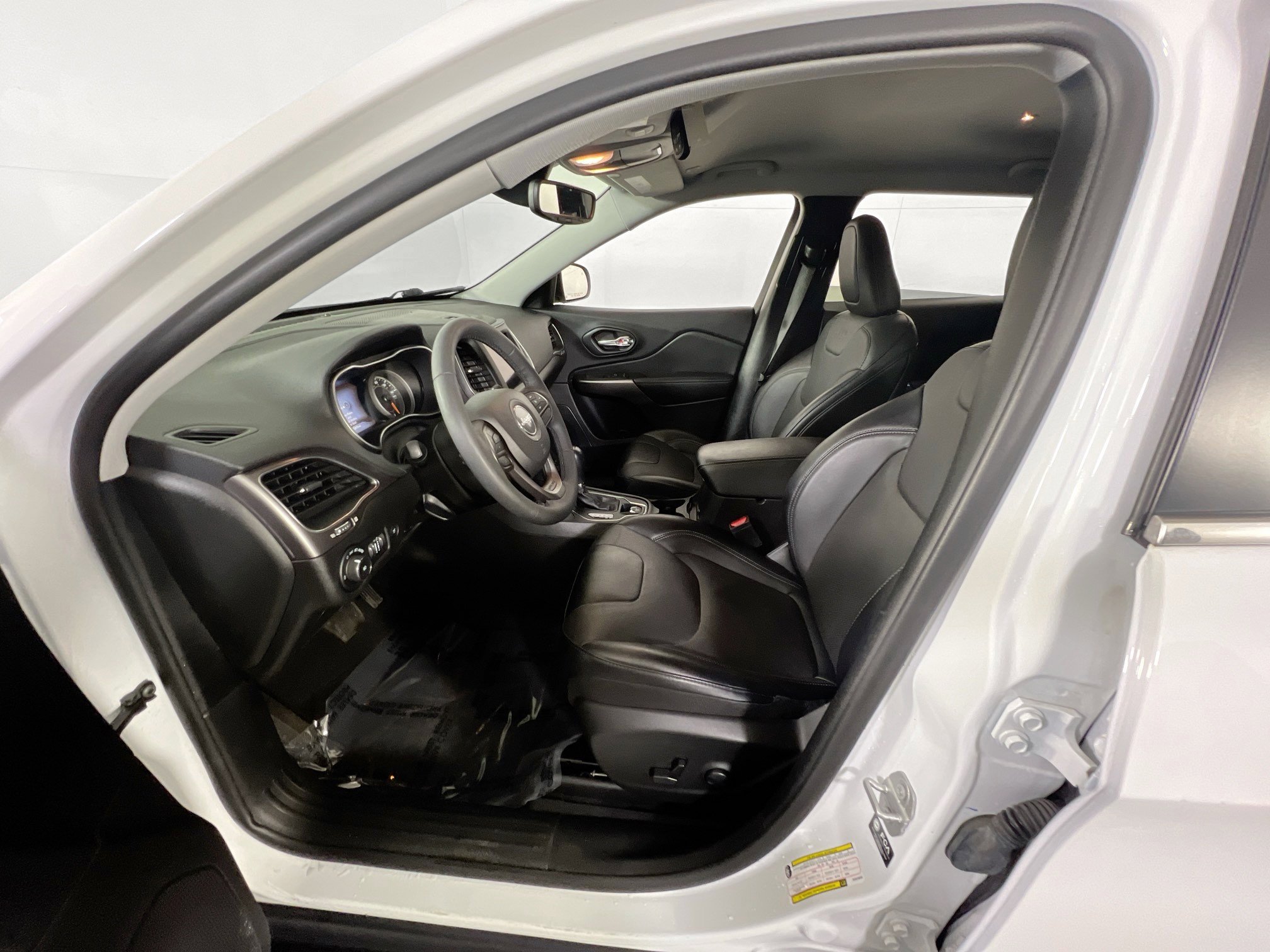 Used 2022 Jeep Cherokee Latitude Lux image 20