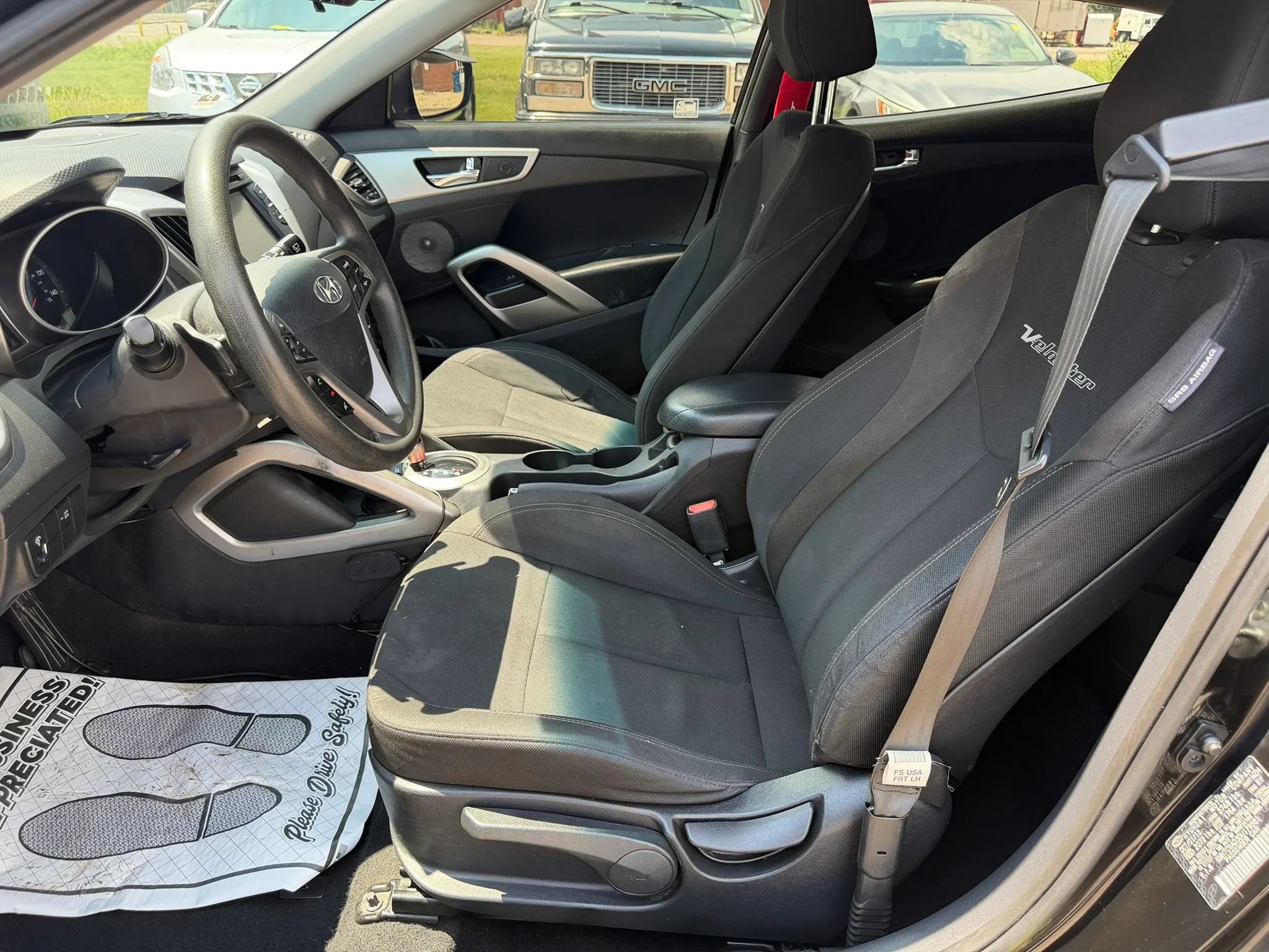 Used 2013 Hyundai Veloster FWD image 13