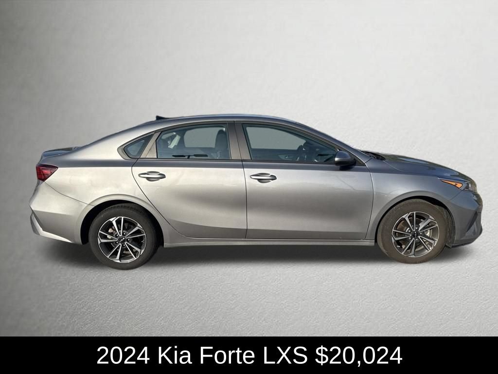 Used 2024 Kia Forte LXS FWD video 2
