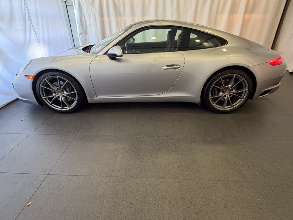 Certified 2017 Porsche 911 Carrera RWD image 2
