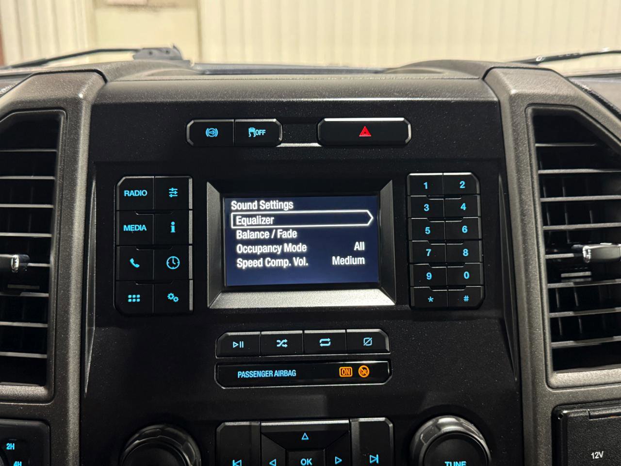 Used 2022 Ford F250 XL w/ Power Equipment Group AWD/4WD image 30