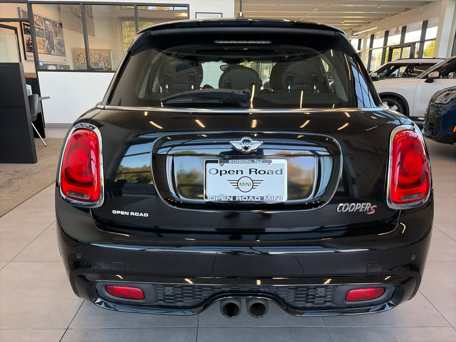 Used 2018 MINI Cooper S FWD image 13