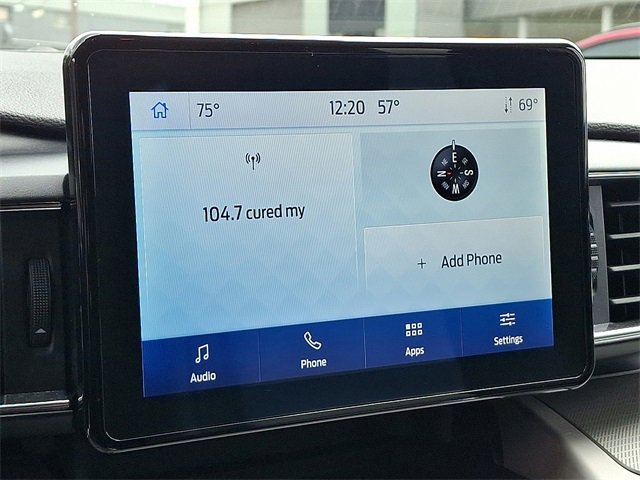 Used 2024 Ford Explorer XLT w/ Equipment Group 202A AWD/4WD image 16