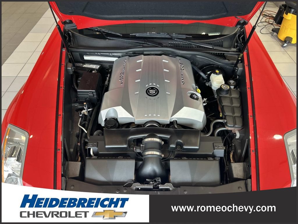 Used 2007 Cadillac XLR RWD image 8