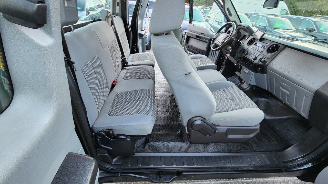 Used 2015 Ford F250 XL w/ Power Equipment Group image 34